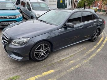 MERCEDES-BENZ E-CLASS  E220 BLUETEC AMG NIGHT EDITION 4DR SALOON 2.1 DIESEL AUTOMATIC 