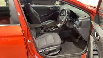 HYUNDAI IONIQ 1.6 h-GDi 8.9kWh Premium Hatchback 5dr Petrol Plug-in Hybrid DCT