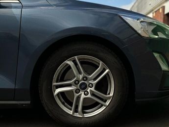 FORD FOCUS 1.5 EcoBlue Zetec Estate 5dr Diesel Auto Euro 6 (s/s) (120 ps)