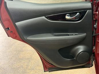 NISSAN QASHQAI 1.2 DIG-T Tekna SUV 5dr Petrol XTRON 2WD Euro 6 (s/s) (115 ps)