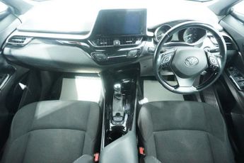 TOYOTA C-HR 1.8 VVT-h Dynamic SUV 5dr Petrol Hybrid CVT Euro 6 (s/s) (122 ps