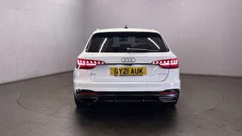 AUDI A4 AVANT 2.0 TDI 35 Black Edition Estate 5dr Diesel S Tronic Euro 6 (s/s)