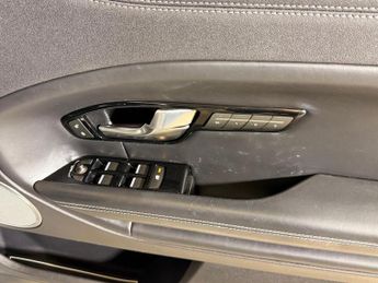 LAND ROVER RANGE ROVER EVOQUE 2.0 TD4 HSE Dynamic SUV 5dr Diesel Auto 4WD Euro 6 (s/s) (180 ps