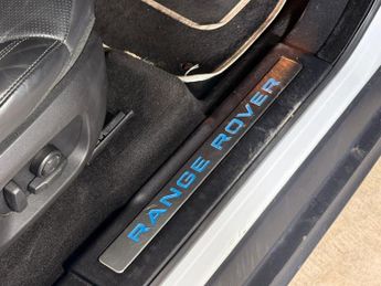 LAND ROVER RANGE ROVER EVOQUE 2.0 TD4 HSE Dynamic SUV 5dr Diesel Auto 4WD Euro 6 (s/s) (180 ps
