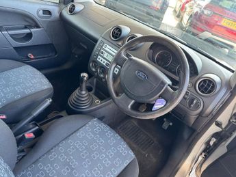 FORD FIESTA 1.25 Style Climate Hatchback 3dr Petrol Manual (147 g/km, 74 bhp