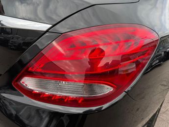 MERCEDES-BENZ C-CLASS 2.0 C220d SE Saloon 4dr Diesel G-Tronic+ Euro 6 (s/s) (194 ps)