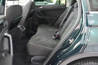 VOLKSWAGEN TIGUAN 2.0 TSI BlueMotion Tech SEL SUV 5dr Petrol DSG 4Motion Euro 6 (s