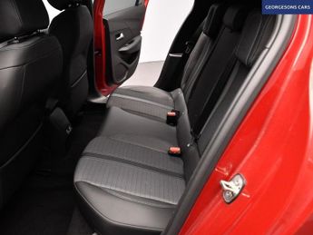 PEUGEOT 208 1.2 PureTech Allure Premium Hatchback 5dr Petrol EAT Euro 6 (s/s
