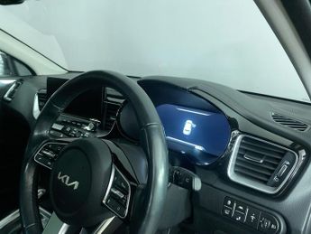 KIA XCEED 1.5 T-GDi 4 SUV 5dr Petrol DCT Euro 6 (s/s) (158 bhp)