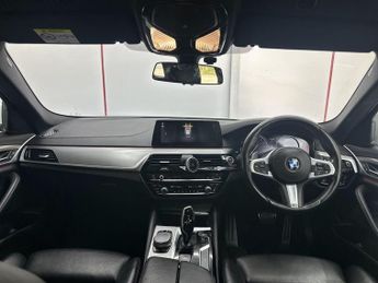 BMW 5 SERIES 2.0 520d M Sport Touring 5dr Diesel Auto Euro 6 (s/s) (190 ps)