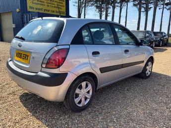 KIA RIO 1.4 GS Hatchback 5dr Petrol Manual (150 g/km, 95 bhp)