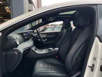 MERCEDES-BENZ CLS CLASS 2.9 CLS400d AMG Line (Premium Plus) Coupe 4dr Diesel G-Tronic 4M