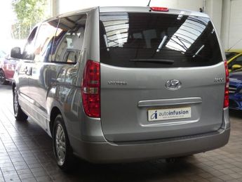HYUNDAI i800 2.5 CRDi SE MPV 5dr Diesel Manual Euro 6 (136 ps)