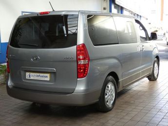 HYUNDAI i800 2.5 CRDi SE MPV 5dr Diesel Manual Euro 6 (136 ps)