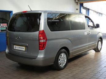 HYUNDAI i800 2.5 CRDi SE MPV 5dr Diesel Manual Euro 6 (136 ps)