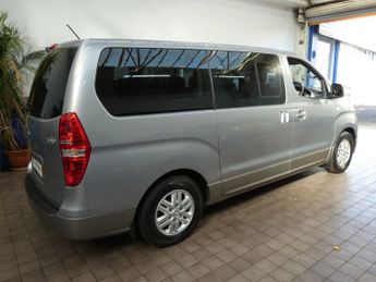 HYUNDAI i800 2.5 CRDi SE MPV 5dr Diesel Manual Euro 6 (136 ps)