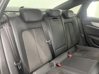 AUDI A6 SALOON 2.0 TDI 40 Black Edition Saloon 4dr Diesel S Tronic quattro Euro