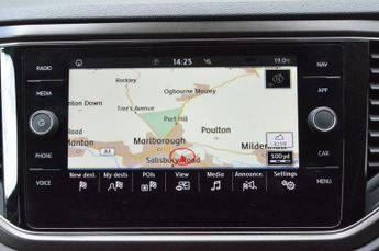VOLKSWAGEN T-ROC 1.5 TSI GPF EVO Design SUV 5dr Petrol Manual Euro 6 (s/s) (150 p