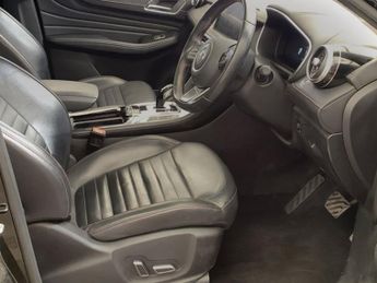 MG MG HS 1.5 T-GDI 16.6kWh Exclusive SUV 5dr Petrol Plug-in Hybrid Auto E