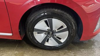 HYUNDAI IONIQ 1.6 h-GDi Premium SE Hatchback 5dr Petrol Hybrid DCT Euro 6 (s/s