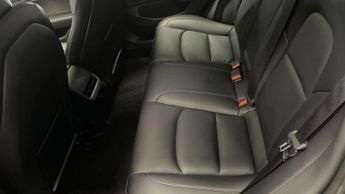 TESLA Model 3 (Dual Motor) Long Range Saloon 4dr Electric Auto 4WDE (346 ps)