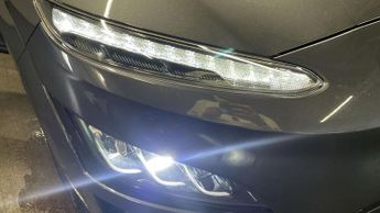HYUNDAI KONA 64kWh Premium SUV 5dr Electric Auto (10.5kW Charger) (204 ps)