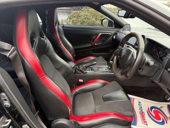 NISSAN GT-R 3.8 V6 Black Edition Coupe 2dr Petrol Auto 4WD Euro 4 (485 ps)