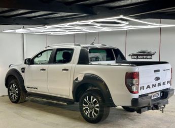 FORD RANGER 3.2 TDCi Wildtrak Pickup Double Cab 4dr Diesel Auto 4WD Euro 6 (