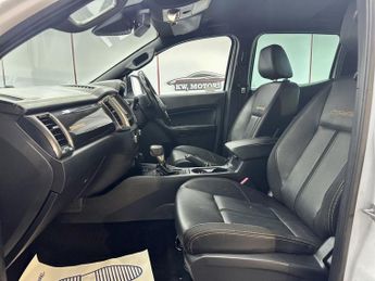 FORD RANGER 3.2 TDCi Wildtrak Pickup Double Cab 4dr Diesel Auto 4WD Euro 6 (