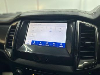 FORD RANGER 3.2 TDCi Wildtrak Pickup Double Cab 4dr Diesel Auto 4WD Euro 6 (