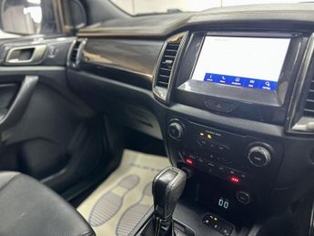 FORD RANGER 3.2 TDCi Wildtrak Pickup Double Cab 4dr Diesel Auto 4WD Euro 6 (