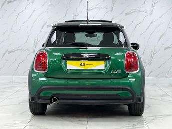 MINI HATCH 1.5 Cooper Classic Hatchback 3dr Petrol Steptronic Euro 6 (s/s) 