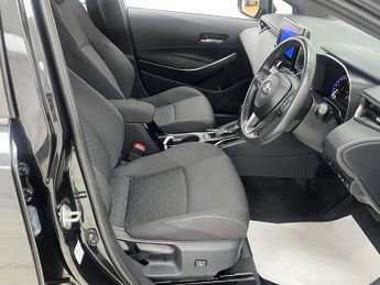 TOYOTA COROLLA 1.8 VVT-h GPF Icon Tech Touring Sports 5dr Petrol Hybrid CVT Eur