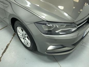 VOLKSWAGEN POLO 1.0 TSI SE Hatchback 5dr Petrol DSG Euro 6 (s/s) (95 ps) - AA IN