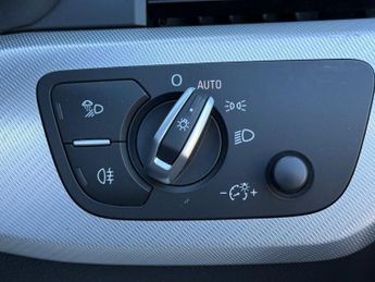 AUDI A5 CABRIOLET 2.0 TDI 40 Sport Convertible 2dr Diesel S Tronic Euro 6 (s/s) (1