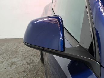 TESLA MODEL Y (Dual Motor) Long Range SUV 5dr Electric Auto 4WDE (384 bhp)