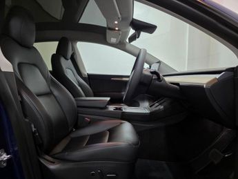 TESLA MODEL Y (Dual Motor) Long Range SUV 5dr Electric Auto 4WDE (384 bhp)