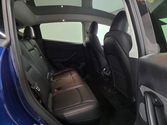 TESLA MODEL Y (Dual Motor) Long Range SUV 5dr Electric Auto 4WDE (384 bhp)