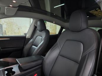 TESLA MODEL Y (Dual Motor) Long Range SUV 5dr Electric Auto 4WDE (384 bhp)