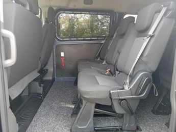 FORD TRANSIT CUSTOM 2.0 320 EcoBlue Trend Kombi Minibus 5dr Diesel Auto L2 H2 Euro 6