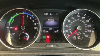 VOLKSWAGEN E-GOLF 35.8kWh e-Golf Hatchback 5dr Electric Auto (136 ps)