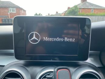 MERCEDES-BENZ C-CLASS 2.0 C200 Sport (Premium) Saloon 4dr Petrol 7G-Tronic+ Euro 6 (s/