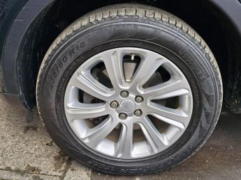 LAND ROVER DISCOVERY SPORT 2.0 TD4 SE SUV 5dr Diesel Auto 4WD Euro 6 (s/s) (180 ps)