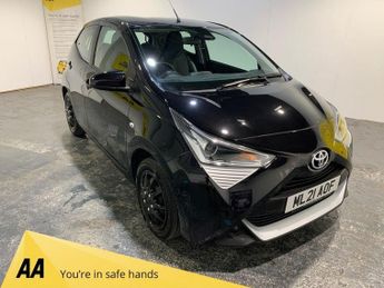 Toyota AYGO 1.0 VVT-i x-play Hatchback 5dr Petrol Manual Euro 6 (Safety Sens
