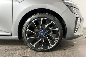 RENAULT CLIO 1.6 E-TECH esprit Alpine Hatchback 5dr Petrol Hybrid Auto Euro 6