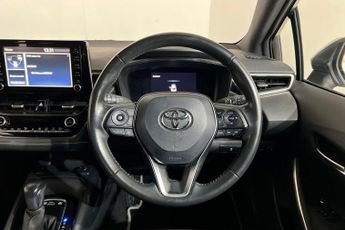 TOYOTA COROLLA 1.8 VVT-h GPF Icon Hatchback 5dr Petrol Hybrid CVT Euro 6 (s/s) 