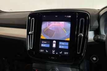 VOLVO XC40 1.5h T4 Recharge 10.7kWh Plus SUV 5dr Petrol Plug-in Hybrid Auto