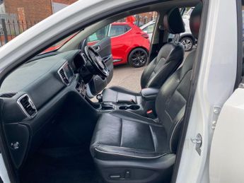 KIA SPORTAGE 2.0 CRDi KX-4 SUV 5dr Diesel Auto AWD Euro 6 (182 bhp)