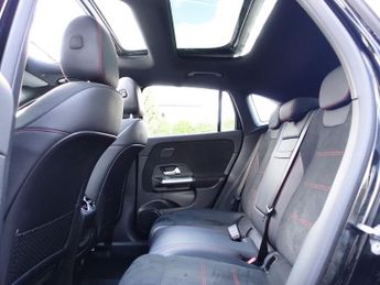 MERCEDES-BENZ EQA EQA 250 66.5kWh AMG Line (Premium) SUV 5dr Electric Auto (190 ps