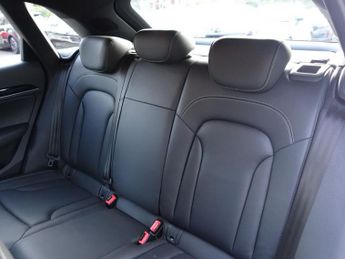 AUDI RS Q3 2.5 TFSI SUV 5dr Petrol S Tronic quattro Euro 6 (s/s) (340 ps)